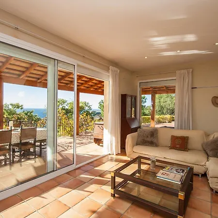 Sensation Villa *